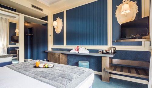 Habitación clásica con 1 cama doble o 2 individuales