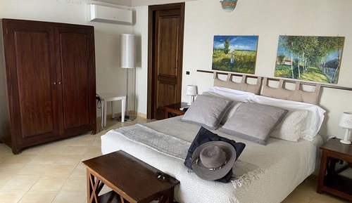 Habitación triple, vistas al mar