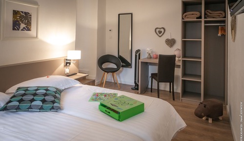 Suite familiar, no fumadores, bañera