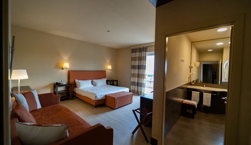Habitación de lujo, bañera de hidromasaje (Mini SPA Suite)