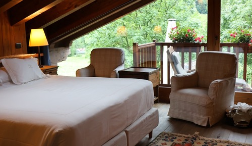 Suite, balcón