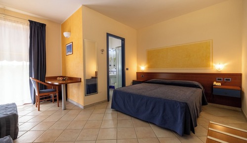 Habitación Deluxe con 1 cama doble o 2 individuales