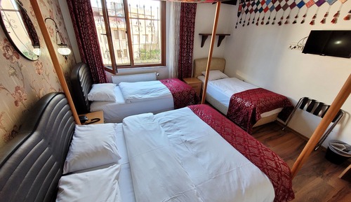 Habitación cuádruple estándar