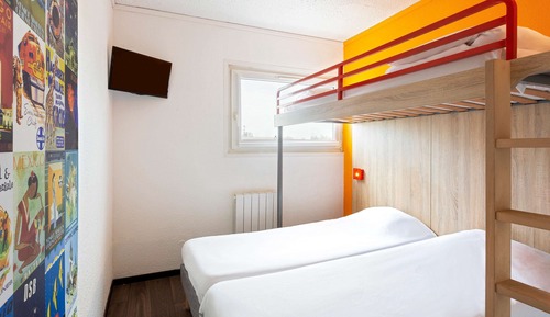 Habitación familiar, varias camas