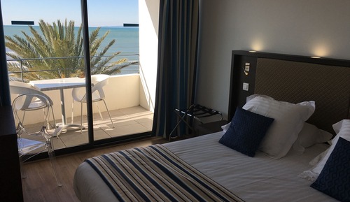Habitación doble, balcón, vistas al mar