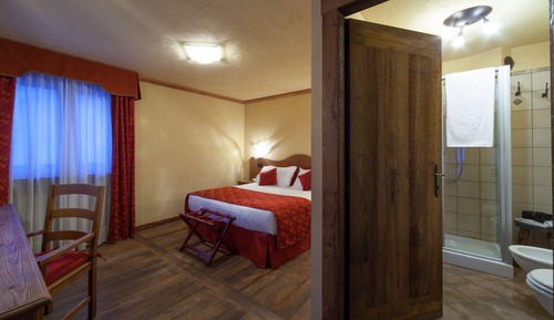 Habitación con 1 cama doble o 2 individuales