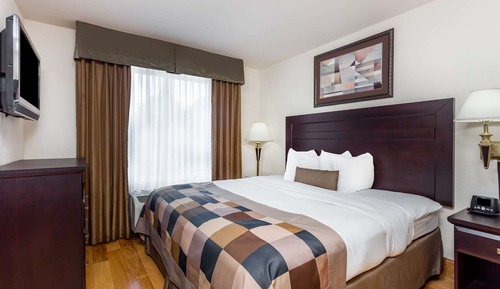 Upgraded, Habitación estándar, 1 cama de matrimonio grande con sofá cama, no fumadores