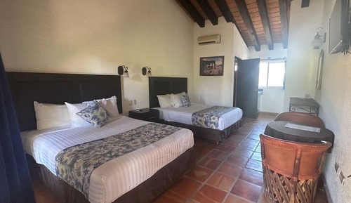 Habitación estándar doble, vistas a la piscina