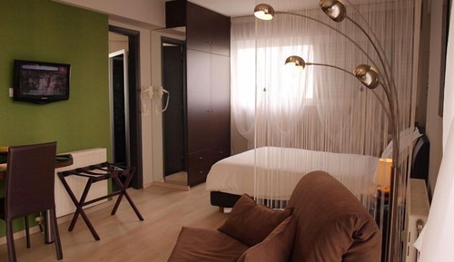 Habitación superior con 1 cama doble o 2 individuales
