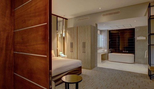 Suite, vistas a la piscina