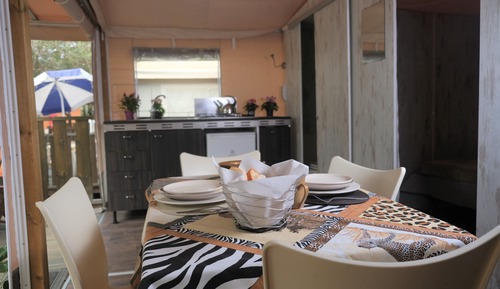 Tienda (Lodge Sun - No WiFi)