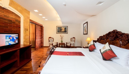 Pacific Suite