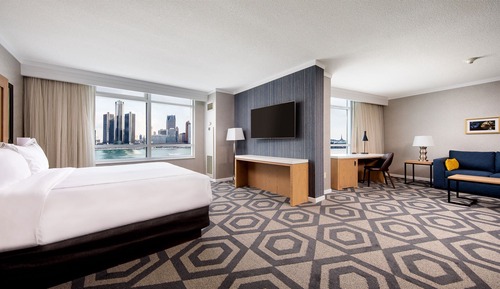 FORUM TOWER , JUNIOR SUITE KING