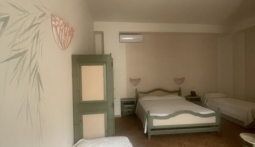 Habitación cuádruple Confort