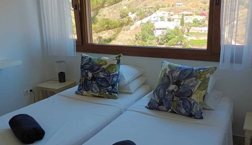 Habitación clásica con 2 camas individuales