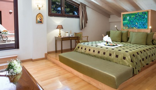 Habitación Deluxe doble de uso individual, 1 cama de matrimonio grande