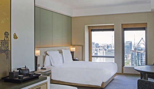 Habitación Deluxe, 1 cama de matrimonio grande, vistas a la ciudad