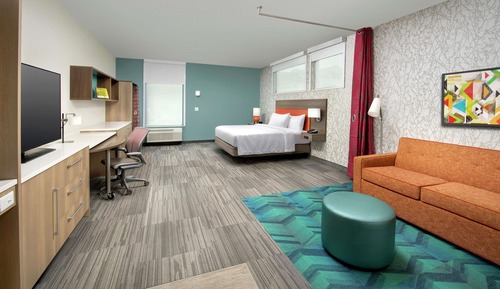 Estudio, 1 cama de matrimonio grande, accesible para personas con discapacidad (Roll-In Shower)
