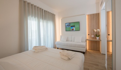 Superior Triple Room
