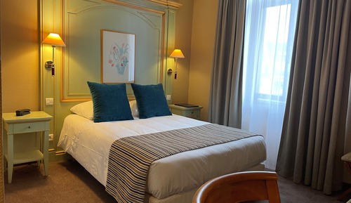 Habitación Confort con 1 cama doble o 2 individuales, no fumadores