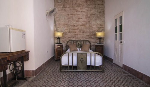Habitación básica doble, 1 cama de matrimonio, accesible para personas con discapacidad