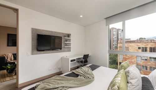 Deluxe Apartment 904