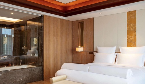 Suite Deluxe, 1 cama de matrimonio grande, balcón