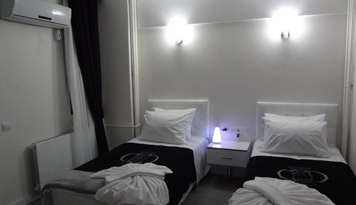 Classic Double Room