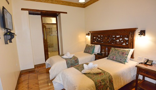 Habitación estándar con 1 cama doble o 2 individuales, no fumadores