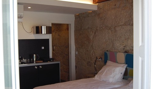 Estudio, balcón (Traves)
