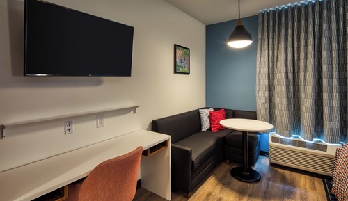 Suite estudio, 2 camas de matrimonio, accesible para personas con discapacidad (Kitchen)