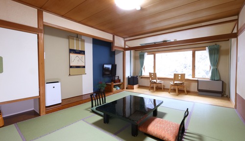 Habitación triple estándar, vistas a la montaña (Japanese Style)
