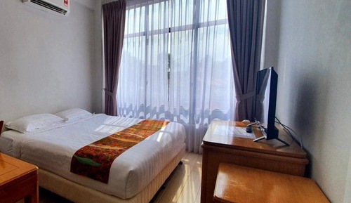 Habitación estándar doble, 1 cama de matrimonio grande (King or Queen)