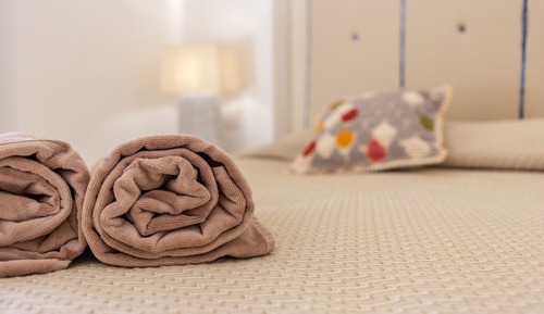 Habitación estándar con 1 cama doble o 2 individuales