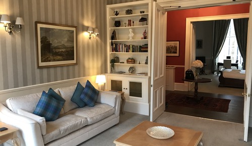 Apartamento de lujo, baño privado, vistas a la ciudad (Luxury)
