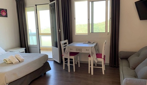 Habitación junior, balcón, vistas al mar