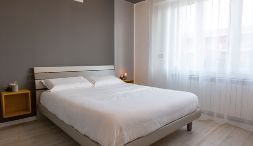 Habitación con 1 cama doble o 2 individuales, baño privado