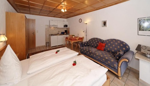 Habitación tradicional doble, balcón (Nr. 9)