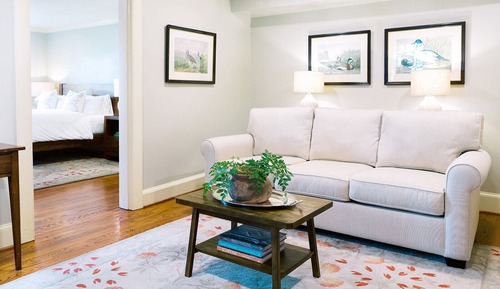 Suite (The Burch)