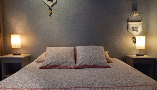 Suite junior, varias camas, vistas al jardín