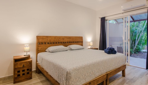Estudio estándar, 1 cama de matrimonio grande, cocina, vistas a la ciudad