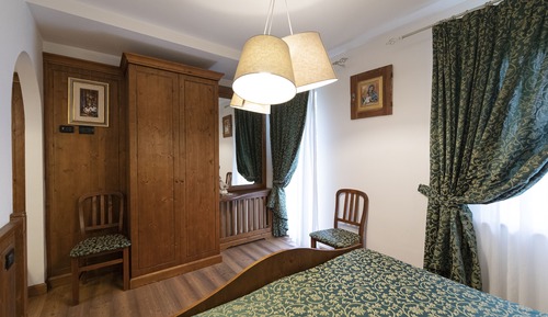 Habitación estándar doble, balcón, vistas a la montaña