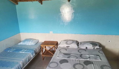 Habitación cuádruple básica, varias camas