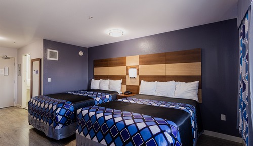 2 Queen Bed Accessible Non-Smoking