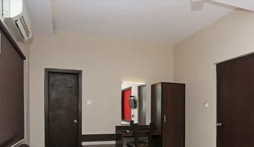 Habitación básica, 1 cama de matrimonio
