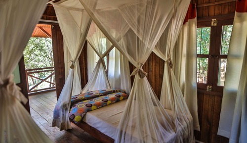 Bungalow estándar, varias camas, no fumadores, vistas al jardín