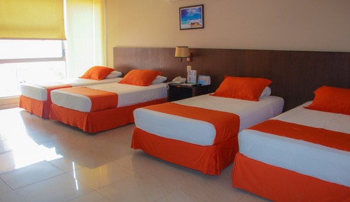Habitación cuádruple estándar, varias camas, no fumadores