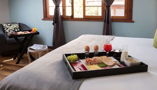 Habitación doble superior,1 cama King o 2 Twins, vistas al jardín