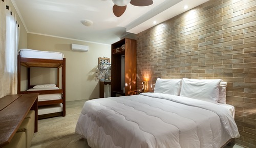 Habitación Confort (Quíntuplo)