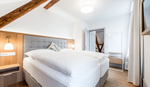 Suite familiar, 1 cama de matrimonio grande con sofá cama, vistas a la colina